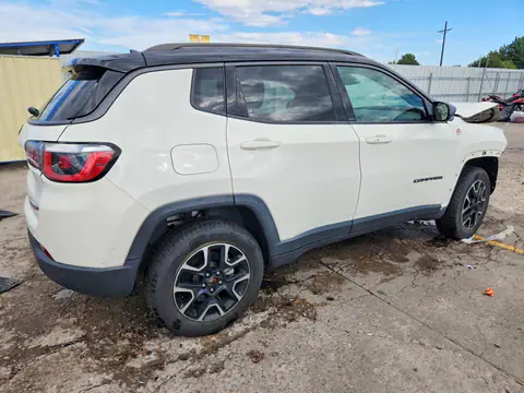3C4NJDDB3LT151556 — 2020 Jeep Compass, фото 3 с аукциона Copart 14.10.2026, Передняя часть