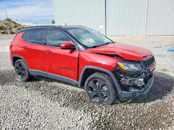 3C4NJDBB7LT203936 — 2020 Jeep Compass, фото 4 с аукциона Copart 01.10.2026, Передняя часть