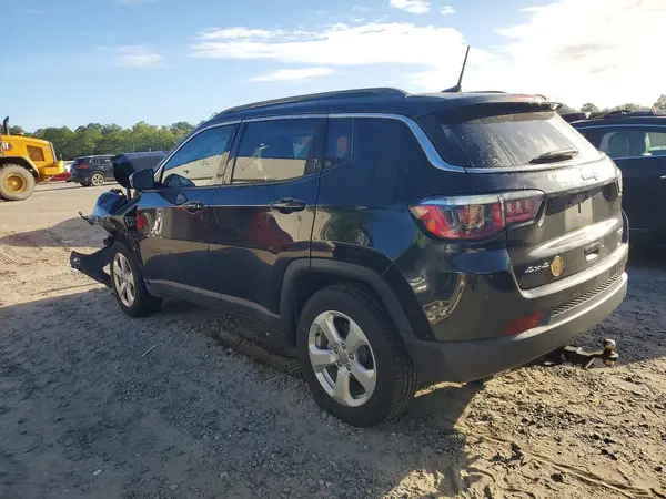 3C4NJDBB9LT203923 — 2020 Jeep Compass, фото 2 с аукциона Copart 08.10.2026, Передняя часть