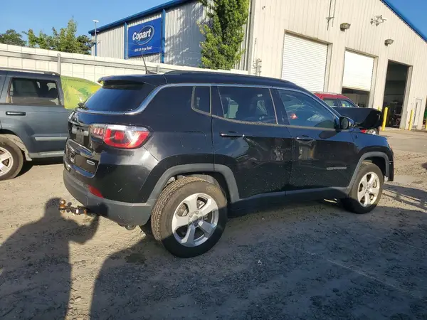 3C4NJDBB9LT203923 — 2020 Jeep Compass, фото 3 с аукциона Copart 08.10.2026, Передняя часть