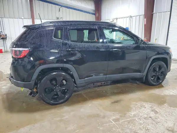 3C4NJDBB9LT157431 — 2020 Jeep Compass, фото 3 с аукциона Copart 30.09.2026, Задняя часть