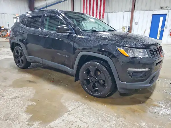 3C4NJDBB9LT157431 — 2020 Jeep Compass, фото 4 с аукциона Copart 30.09.2026, Задняя часть
