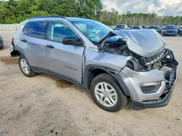3C4NJCAB8LT191016 — 2020 Jeep Compass, фото 4 с аукциона Copart, Передняя часть