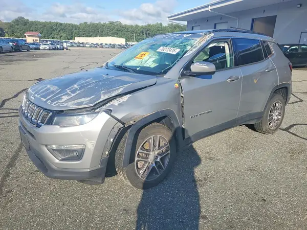 3C4NJDBB0LT258213 — 2020 Jeep Compass, Опрокидывание (Rollover), фото до ремонта