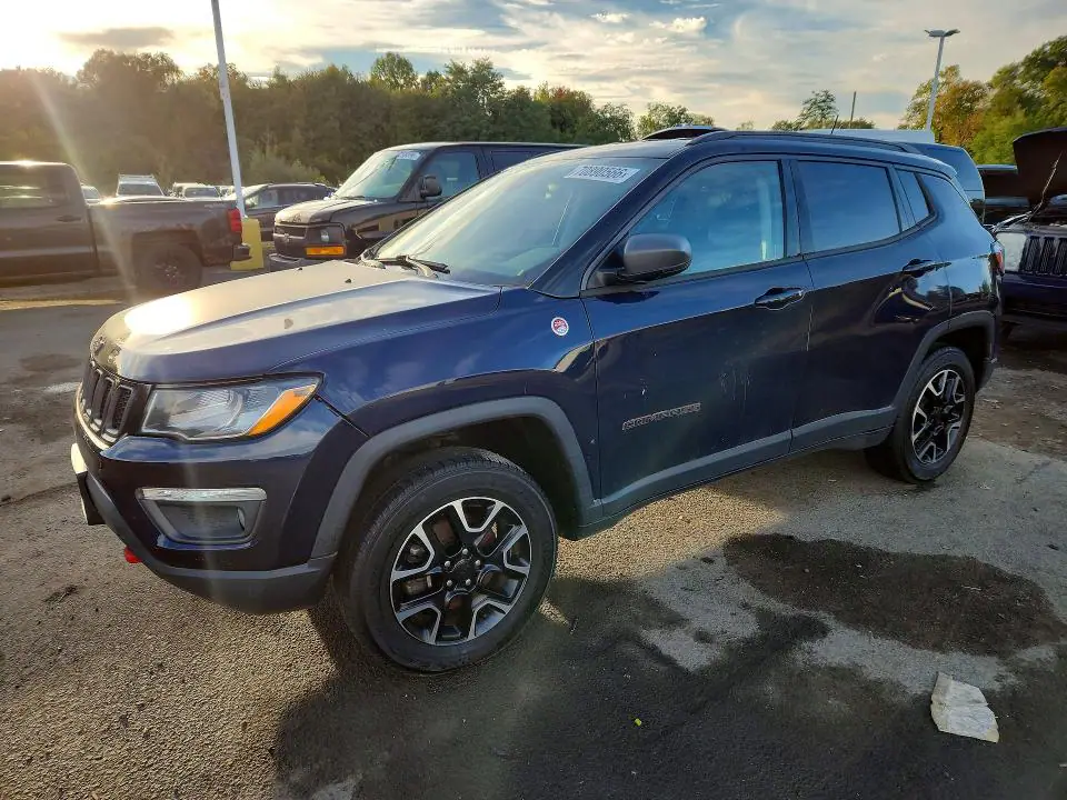 3C4NJDDBXLT203314 Jeep Compass 2020 — повреждение Мелкие вмятины и царапины, фото до ремонта