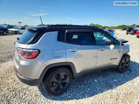 2020 Jeep Compass Latitude VIN 3C4NJCBB8LT176692 фото 3