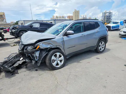 3C4NJDBB2MT595211 — 2021 Jeep Compass, Передняя часть, фото до ремонта