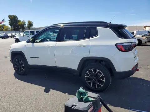 2021 Jeep Compass VIN 3C4NJDDB6MT511873 фото 2