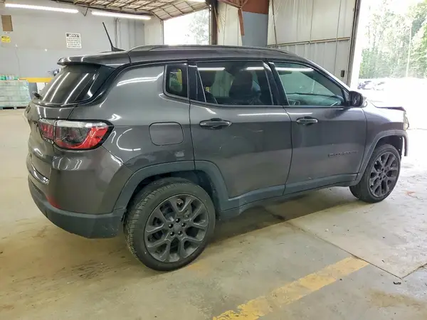 3C4NJDEB0MT601132 — 2021 Jeep Compass, фото 3 с аукциона Copart 14.10.2026, Передняя часть