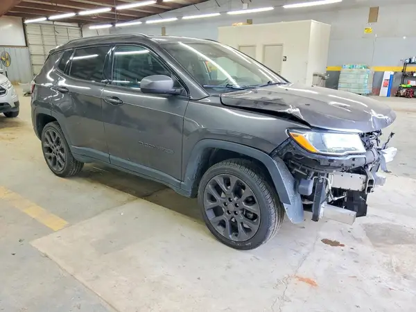 3C4NJDEB0MT601132 — 2021 Jeep Compass, фото 4 с аукциона Copart 14.10.2026, Передняя часть