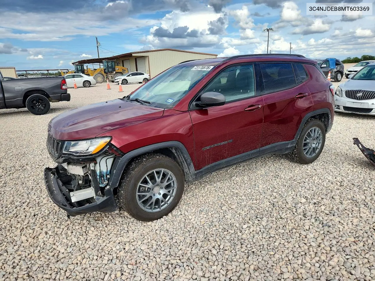 3C4NJDEB8MT603369 Jeep Compass 2021 — повреждение Передняя часть, фото до ремонта