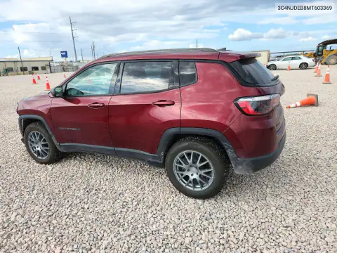 3C4NJDEB8MT603369 — 2021 Jeep Compass, фото 2 с аукциона Copart, Передняя часть
