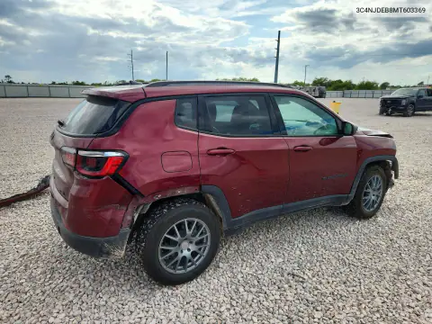 3C4NJDEB8MT603369 — 2021 Jeep Compass, фото 3 с аукциона Copart, Передняя часть