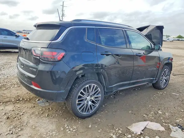 3C4NJDCB9NT102656 — 2022 Jeep Compass, фото 3 с аукциона Copart, Передняя часть