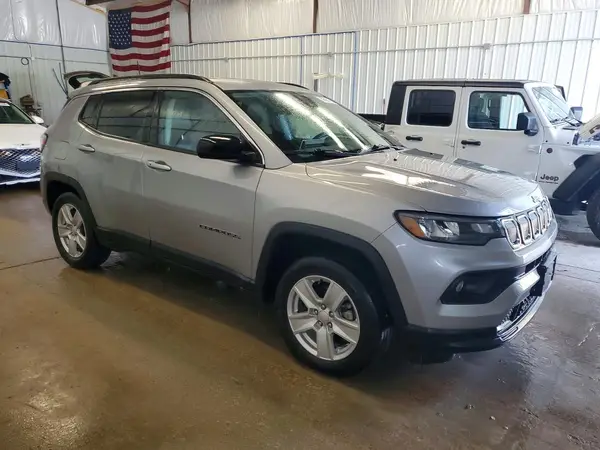 3C4NJDBB7NT207729 — 2022 Jeep Compass, фото 4 с аукциона Copart, Задняя часть