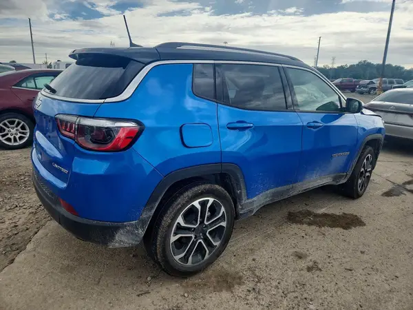 3C4NJDCB0NT161742 — 2022 Jeep Compass, фото 3 с аукциона Copart, Передняя часть
