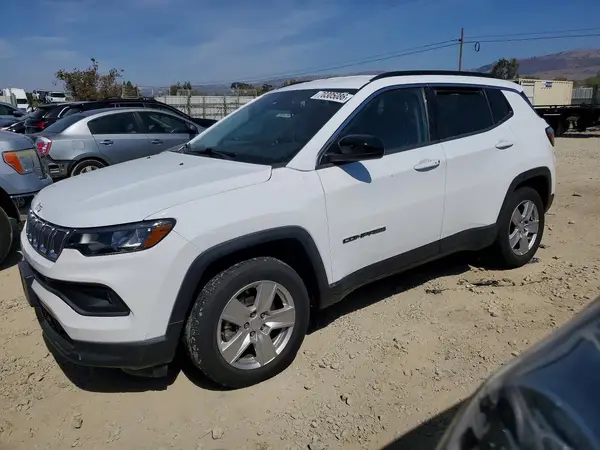 3C4NJDBB8NT178466 — 2022 Jeep Compass, Вандализм (Vandalism), фото до ремонта