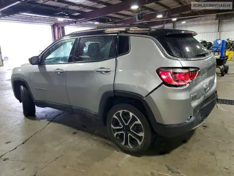 3C4NJDCB8NT144929 — 2022 Jeep Compass, фото 2 с аукциона Copart, Задняя часть