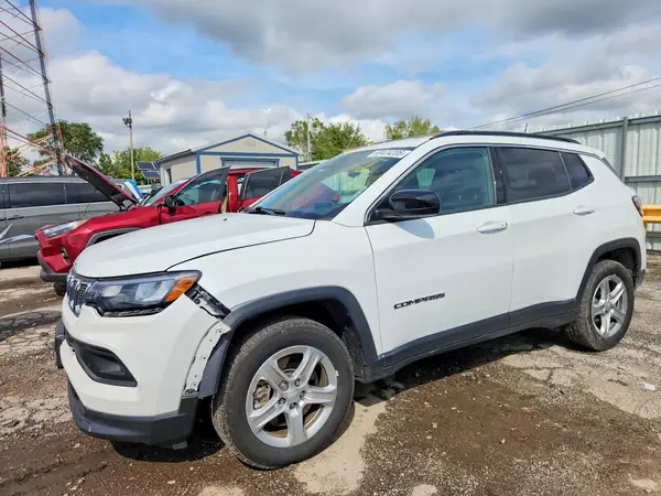 3C4NJDBN8PT550627 — 2023 Jeep Compass, Передняя часть (Front End), фото до ремонта