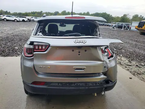 3C4NJDBN1PT538271 — 2023 Jeep Compass, Сторона, фото до ремонта
