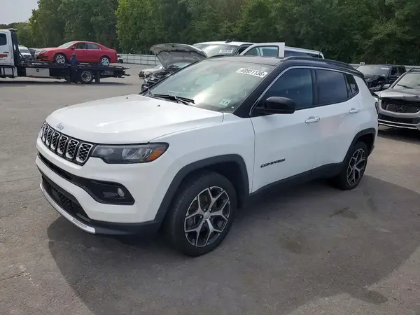 3C4NJDCN9RT126763 — 2024 Jeep Compass, Подтопление (Water/Flood), фото до ремонта