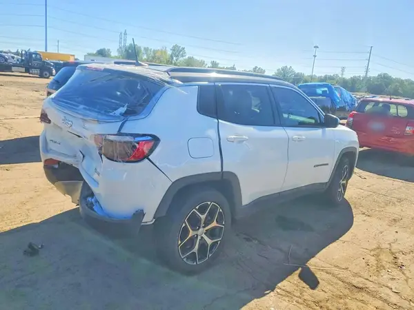 2024 JEEP COMPASS VIN 3C4NJDCN6RT131094 фото 3