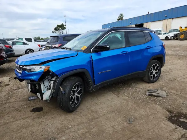 3C4NJDCN1RT114610 — 2024 Jeep Compass, Передняя часть (Front End), фото до ремонта