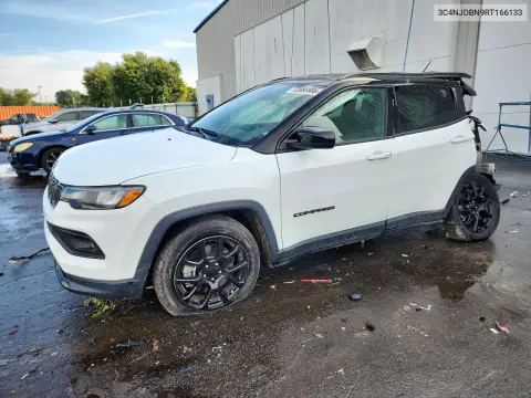 3C4NJDBN9RT166133 — 2024 Jeep Compass, Задняя часть, фото до ремонта