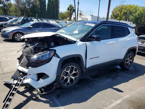 3C4NJDCN7ST565417 — 2025 Jeep Compass, Передняя часть (Front End), фото до ремонта