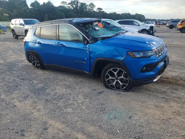 3C4NJDCN8ST602698 — 2025 Jeep Compass, фото 4 с аукциона Copart 29.09.2026, Опрокидывание