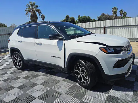 3C4NJDCN3ST510818 — 2025 Jeep Compass, фото 4 с аукциона Copart 25.09.2026, Передняя часть
