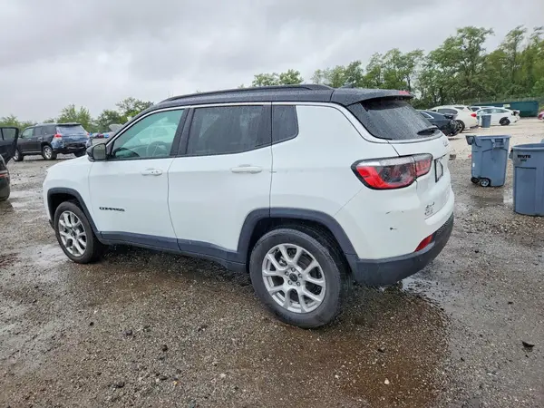 3C4NJDCN7ST512880 — 2025 Jeep Compass, фото 2 с аукциона Copart, Задняя часть