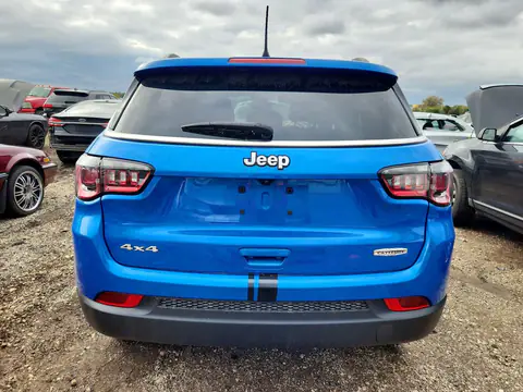 3C4NJDBN8ST515059 — 2025 Jeep Compass, Передняя часть, фото до ремонта