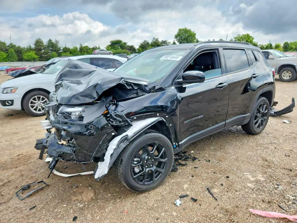 3C4NJDBN9TT167984 Jeep Compass 2026 — повреждение Передняя часть, фото до ремонта