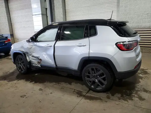 3C4NJDCN0TT170335 — 2026 Jeep Compass, фото 2 с аукциона Copart, Боковая часть