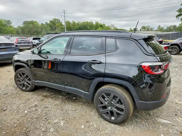 3C4NJDCN0TT208162 — 2026 Jeep Compass, фото 2 с аукциона Copart, Передняя часть