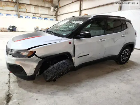3C4NJDDN1TT186218 — 2026 Jeep Compass, Передняя часть, фото до ремонта