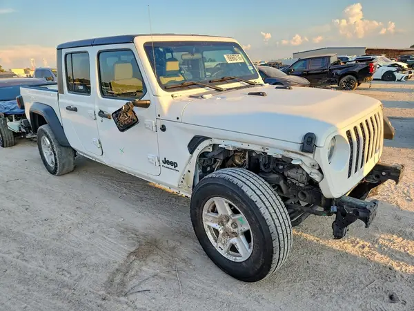 1C6HJTAG3LL115649 — 2020 Jeep Gladiator, фото 4 с аукциона Copart, Передняя часть