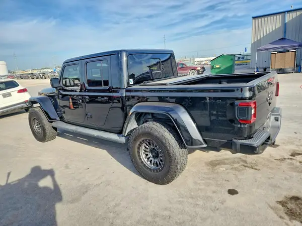 1C6HJTFG7ML510475 — 2021 Jeep Gladiator, фото 2 с аукциона Copart, Боковая часть
