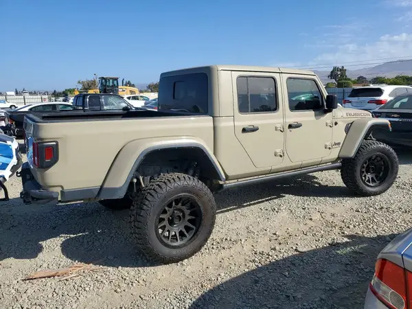 1C6JJTBG0NL152788 — 2022 Jeep Gladiator, фото 3 с аукциона Copart, Мелкие вмятины и царапины