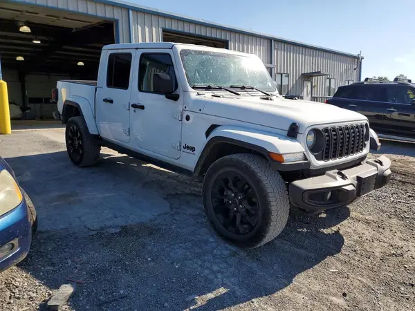 1C6HJTAG1RL125962 — 2024 Jeep Gladiator, фото 4 с аукциона Copart 02.10.2026, Подтопление