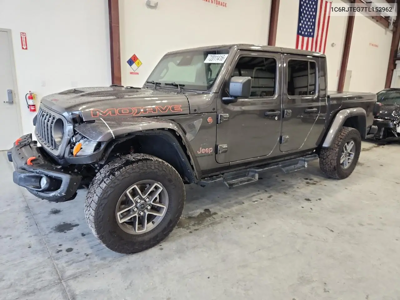 2026 Jeep Gladiator Mojave VIN 1C6RJTEG7TL152962 фото 1