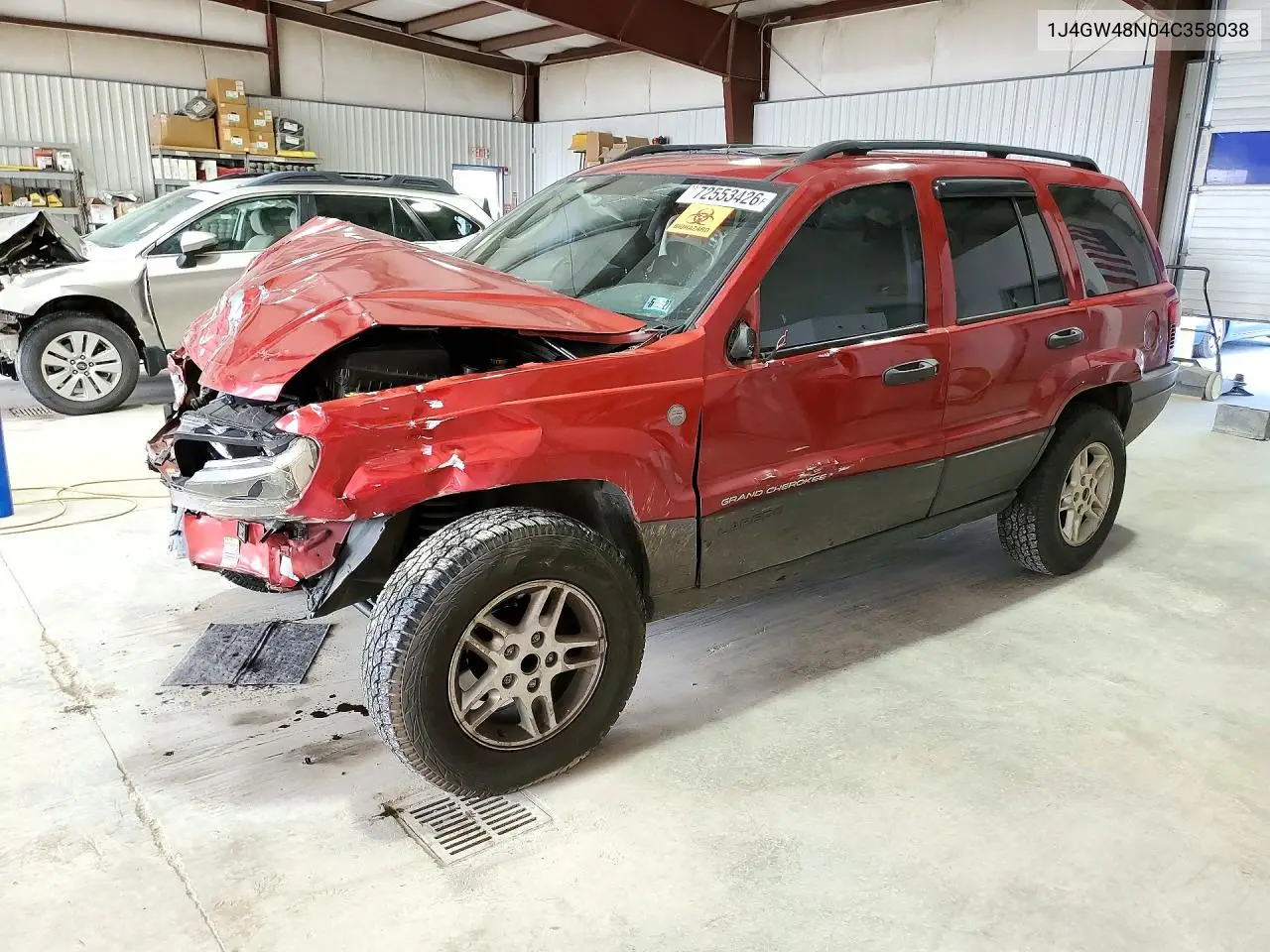 1J4GW48N04C358038 Jeep Grand Cherokee 2004 — повреждение Передняя часть, фото до ремонта