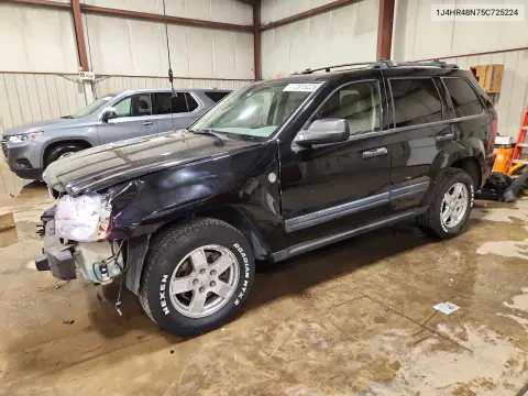 2005 Jeep Grand Cherokee Laredo VIN 1J4HR48N75C725224 фото 1