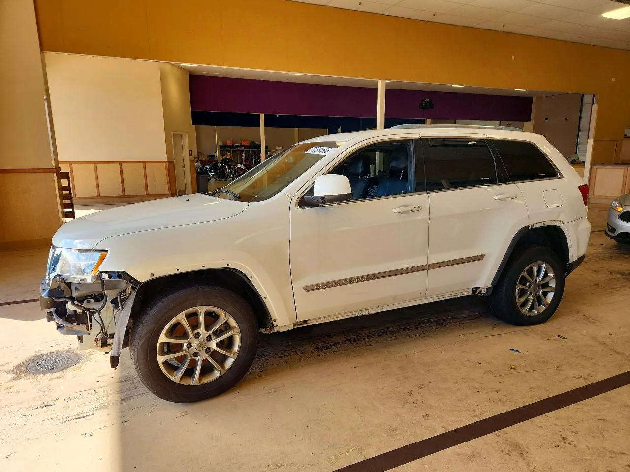 2011 Jeep Grand Cherokee Laredo VIN 1J4RR4GG0BC713757 фото 1