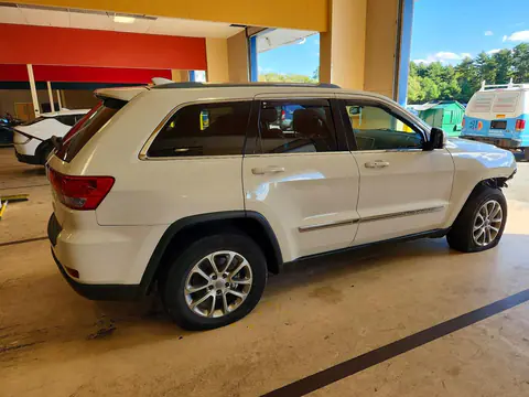 2011 Jeep Grand Cherokee Laredo VIN 1J4RR4GG0BC713757 фото 3