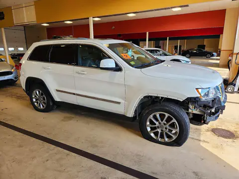 2011 Jeep Grand Cherokee Laredo VIN 1J4RR4GG0BC713757 фото 4