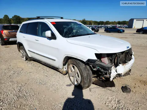 2013 Jeep Grand Cherokee Laredo VIN 1C4RJFAG7DC556362 фото 4