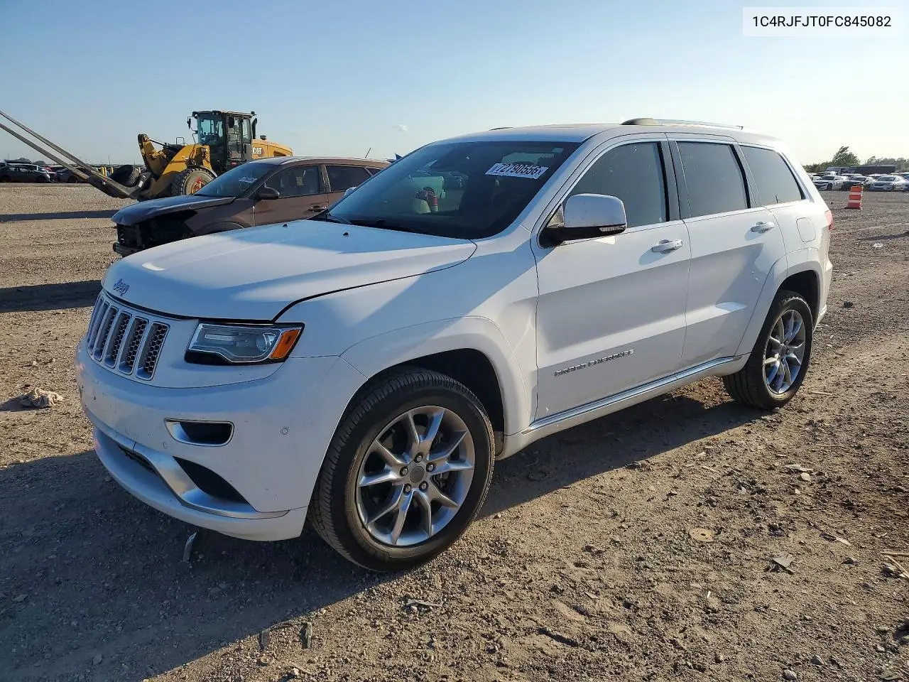 1C4RJFJT0FC845082 Jeep Grand Cherokee 2015 — повреждение Мелкие вмятины и царапины, фото до ремонта