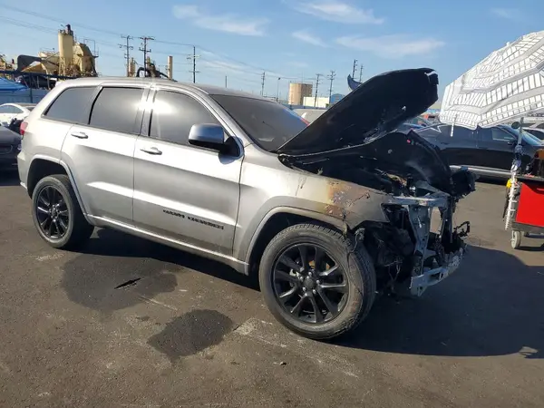 1C4RJEAG9HC708013 — 2017 Jeep Grand Cherokee, фото 4 с аукциона Copart 30.09.2026, Пожар